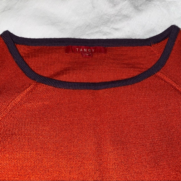 Woman’s light weight sweater, red/orange - Picture 3 of 3
